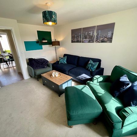 3-Bedroom Luxury Stay With Free Parking Market Harborough Exterior photo