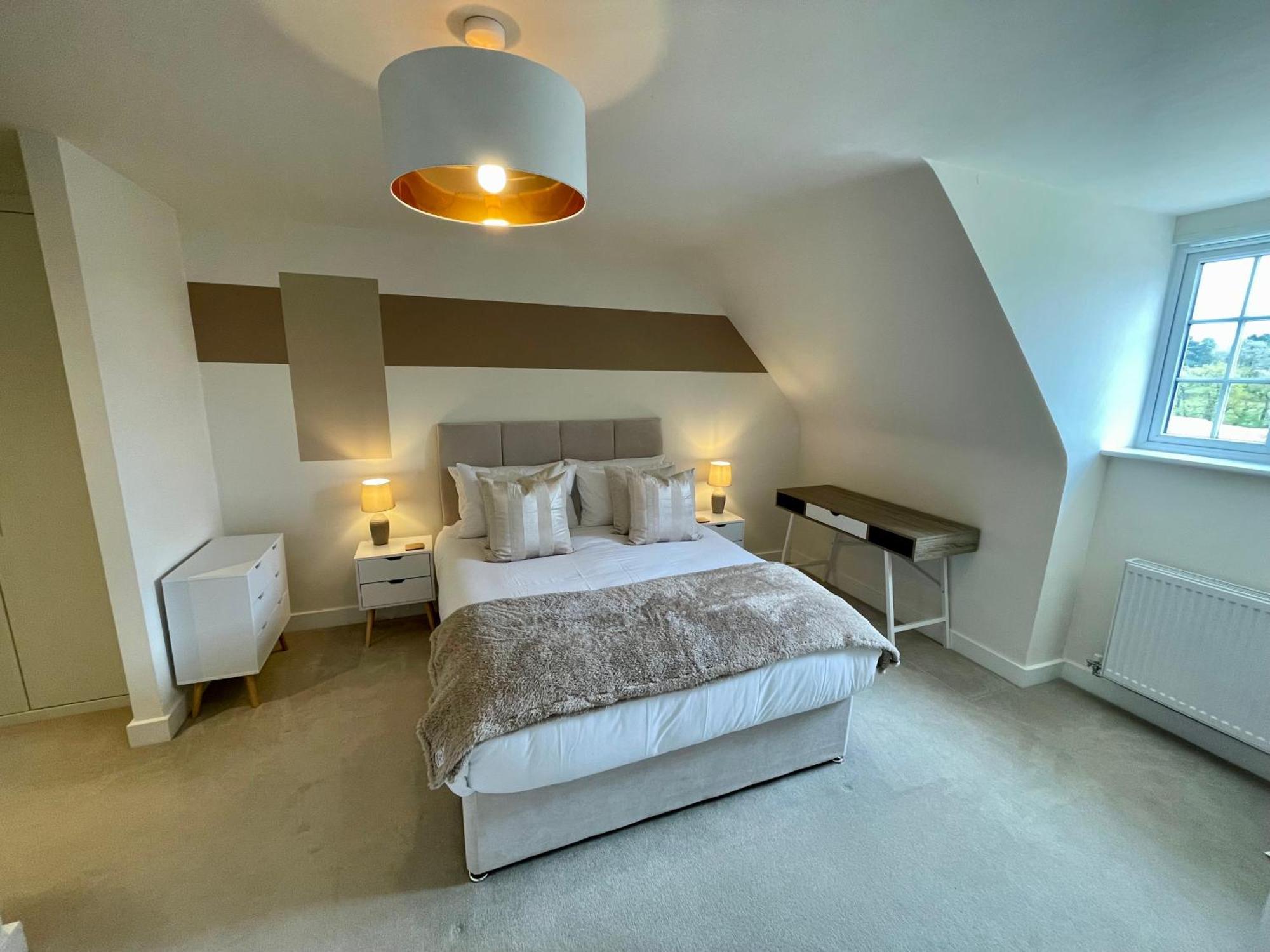 3-Bedroom Luxury Stay With Free Parking Market Harborough Exterior photo